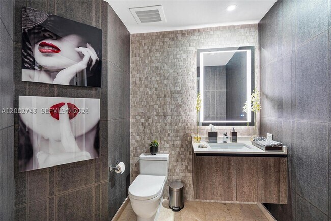 Photo - 88 SW 7th St Unit 3801