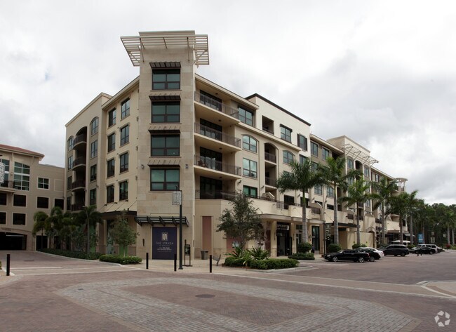 Photo - 9123 Tamiami Trl