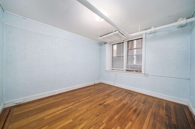 Photo - 179 Manhattan Ave Unit #BR