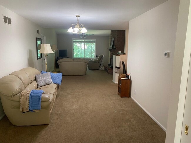 Photo - 19110 Emerald Dr