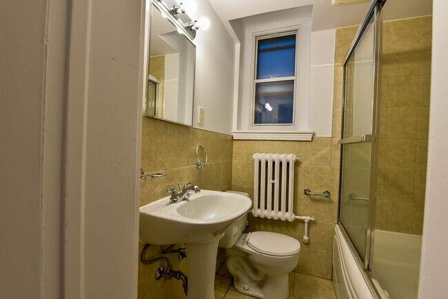 Photo - 6210 Avenue Deacon 6210 Chemin Deacon Unit 0B17