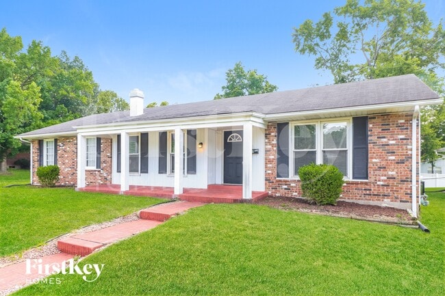 3598 Whispering Woods Dr
