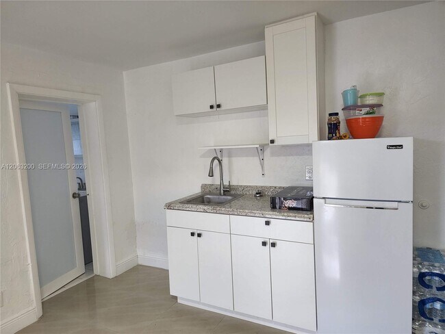 Photo - 3760 NW 197th St Unidad 2