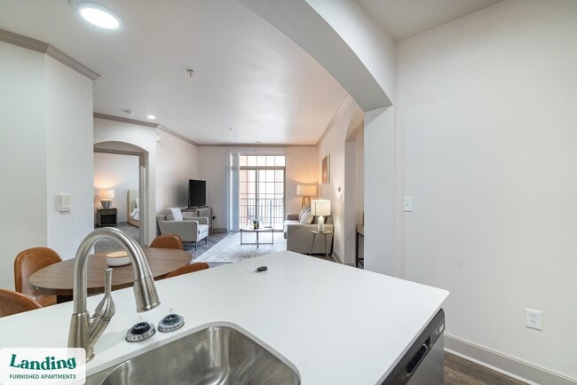 Photo - 3031 Eden Ave Unidad A341