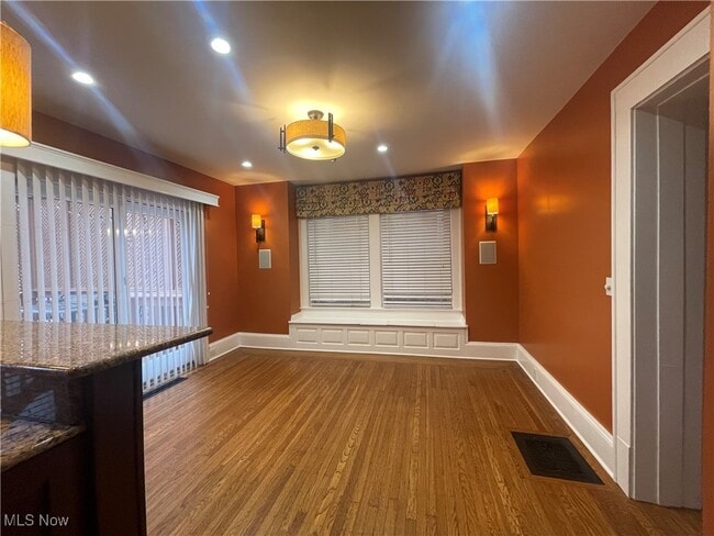 Photo - 1451 W 116th St