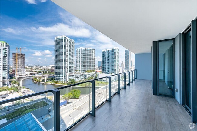 Building Photo - 68 SE 6th St Unit 1510 Rental