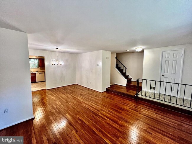 Photo - 5555 Winford Ct Townhome