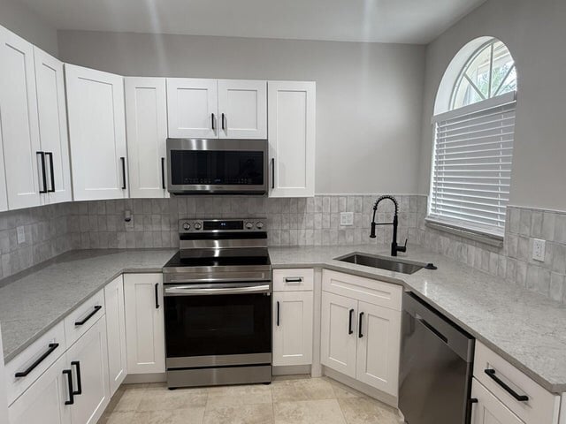 Building Photo - 7218 Panache Way