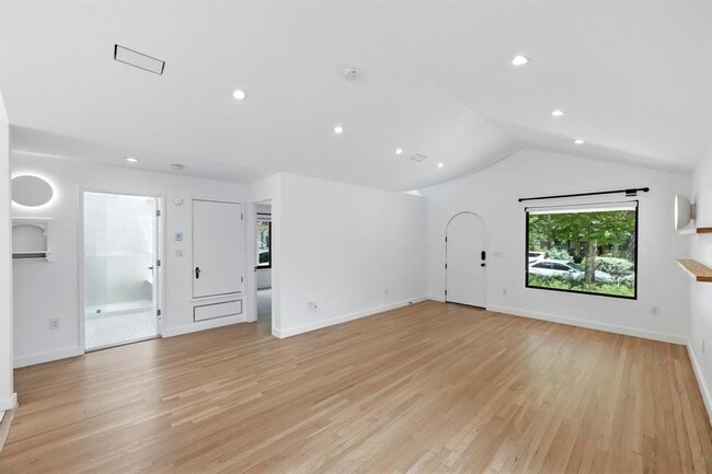 Photo - 5207 Avenue F