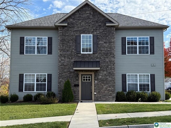 Photo - 1332-1334 Genoa St