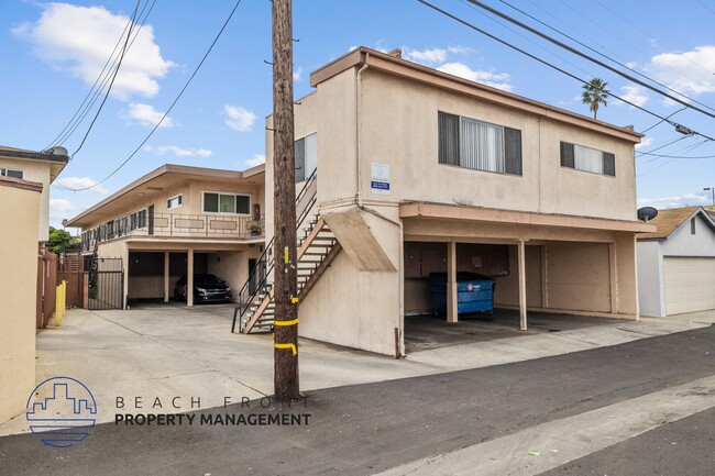 211 E. Tamarack Ave.