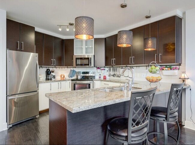 Photo - 2745 Veterans Memorial Pky Unité 422