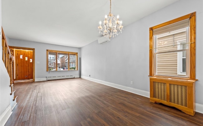 Photo - 244-39 89th Ave