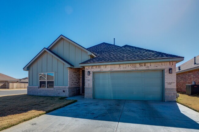 Photo - Custom built home in West Lubbock