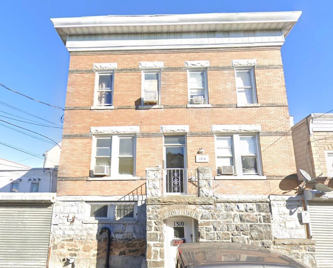 Photo - 1310 14th St Apartment Unit B1