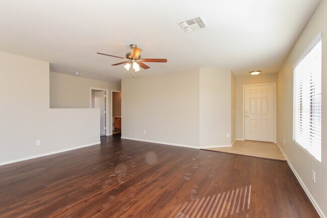 Photo - 16080 W Jackson St