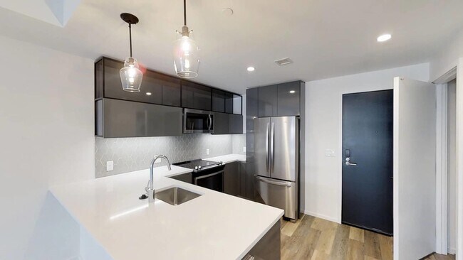 Building Photo - 345 Harrison Ave Unit 711