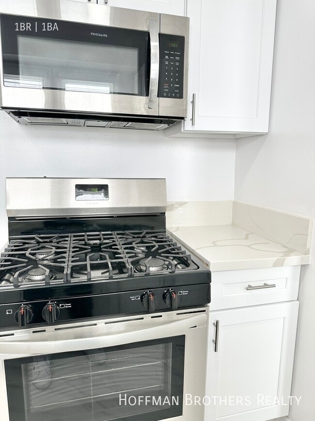 Photo - 11510 Cumpston St Unit 7