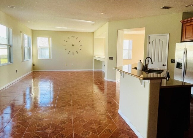 Photo - 603 Alfani St