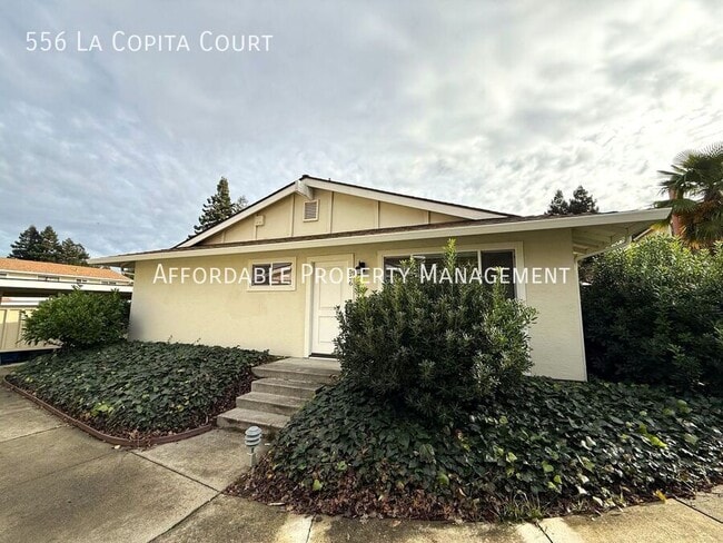 Photo - 556 La Copita Ct