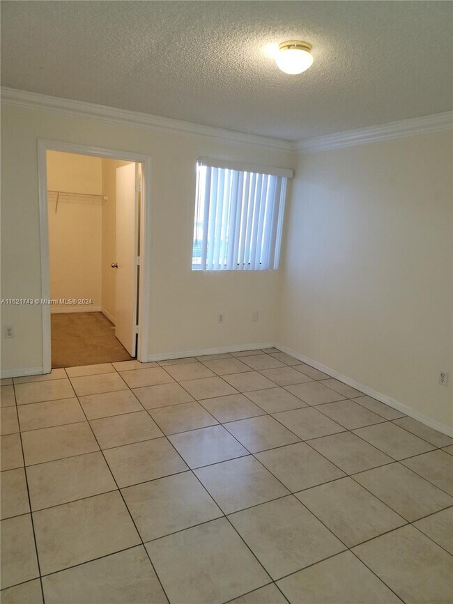 Photo - 9907 Westwood Dr Unit 15-2