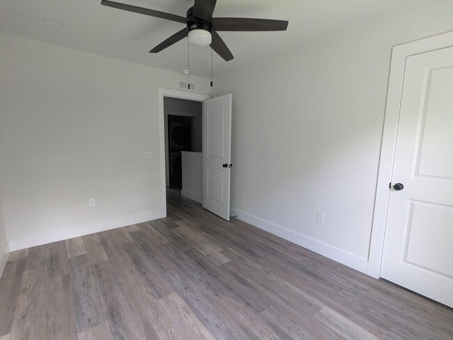 Photo - 339 N 3rd St