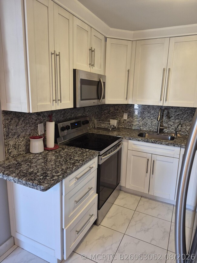 Photo - 3362 Cynthia Ln Unit 114