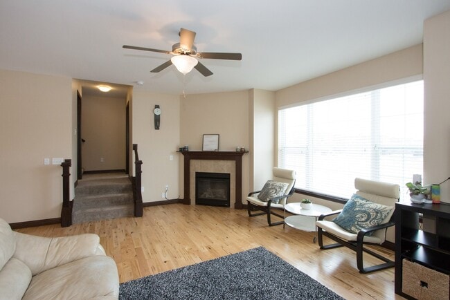 Photo - 320 Clark Dr