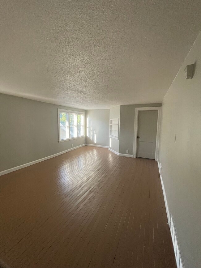 Building Photo - 2608 N 40th St Unit 2608a