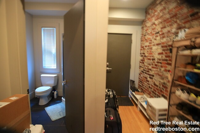 Photo - 23 Greylock Rd Unit 1