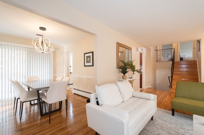 Photo - 9002 St Andrews Pl