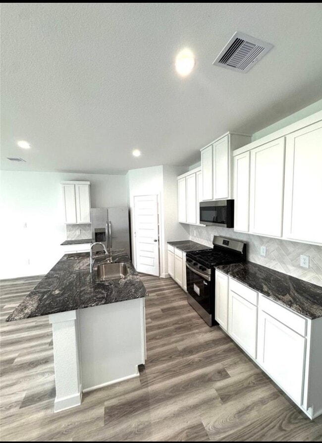 Photo - 2827 Lisburn Ter Ln
