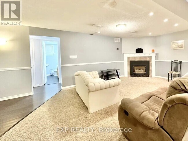 Photo - 52 Waywell St