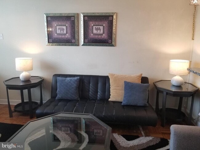 Photo - 1121 Arlington Blvd Unit 328