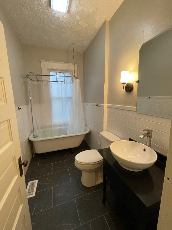 Photo - 1874 Central Ave