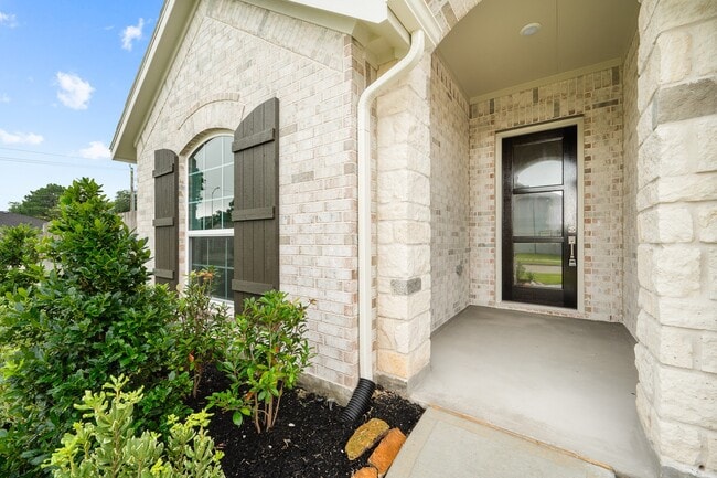 Photo - 16634 Villa Del Mar Ln