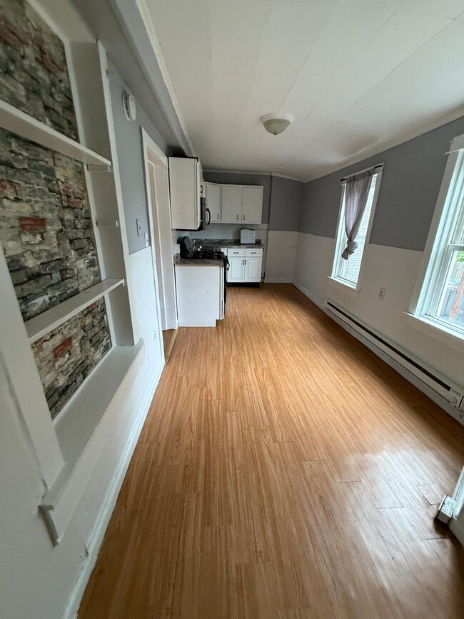 120 Jefferson St Unit 3