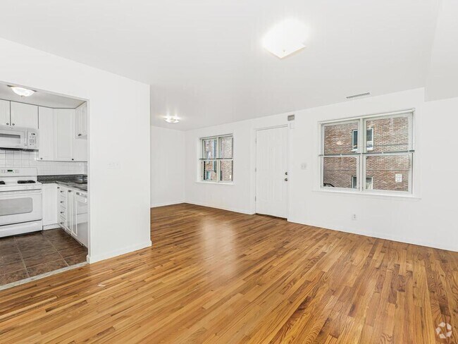 Building Photo - 3251 Riverdale Ave Rental