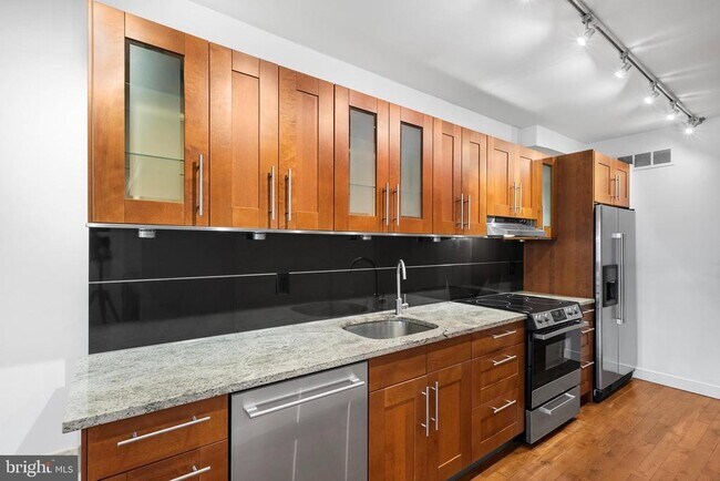 Photo - 530 S 15th St Unidad A
