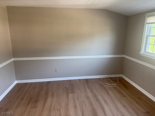 Photo - 135 11th Ave