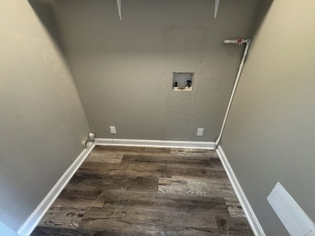 Photo - 100 Warren St Unit 1