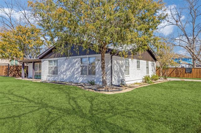 Photo - 7933 Joreen Dr