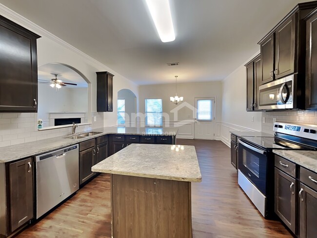 Photo - 216 Leland Ln