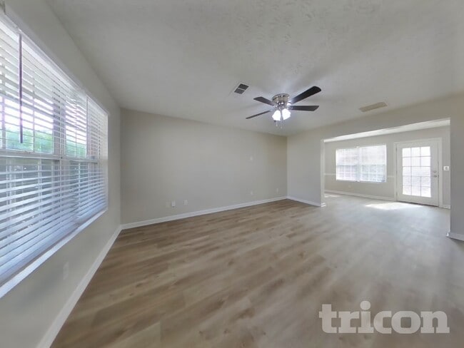 Photo - 5160 Tussahaw Crossing