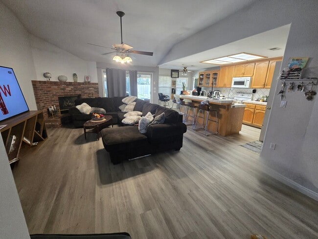 9903 Valerio Ct