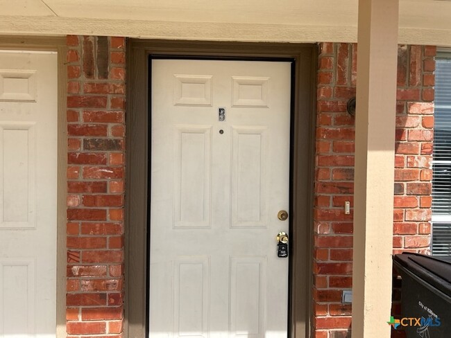 Photo - 2709 Vernice Loop Unit B