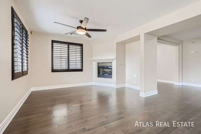 Photo - 928 Via Stellato St