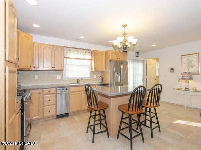 26 Newark Ave