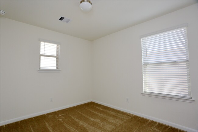 Photo - 2507 Winding Hawthorn Ct.