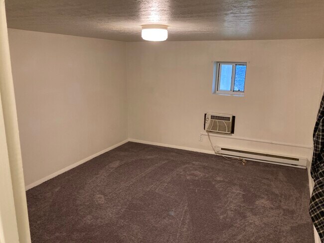 Photo - 302 Mitchell Hill Rd Unit 4 second floor